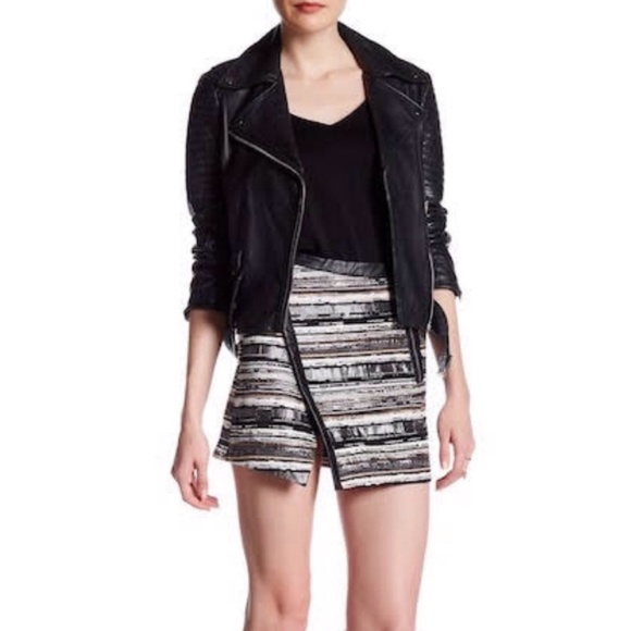 Maac London Size 10 Mini Skirt Metallic Black NWT - Picture 1 of 11